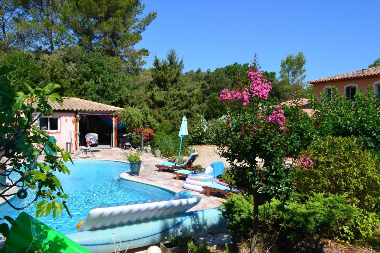 Suite 30 M2 Ideale Pour 2 Personnes Flassans-sur-Issole Exteriér fotografie