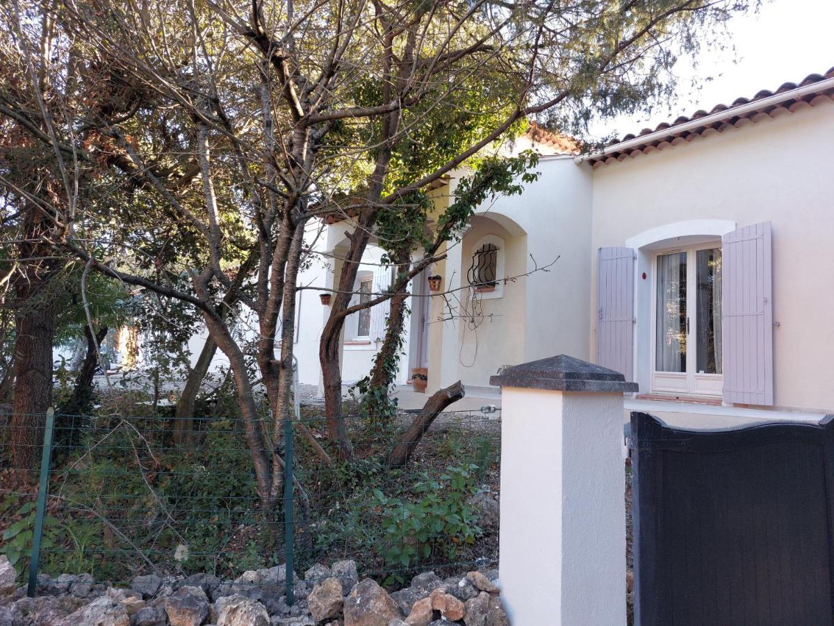 Suite 30 M2 Ideale Pour 2 Personnes Flassans-sur-Issole Exteriér fotografie