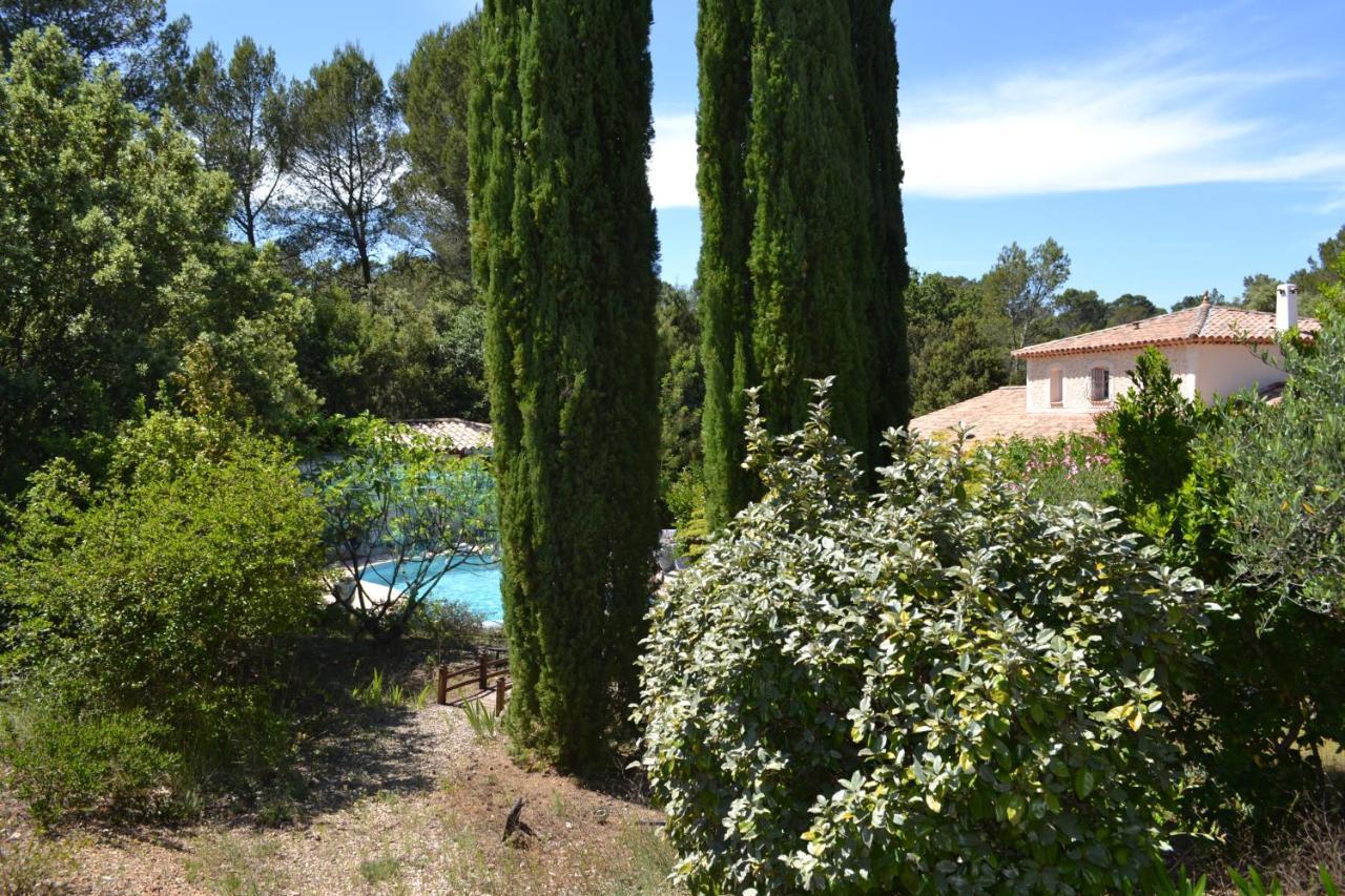Suite 30 M2 Ideale Pour 2 Personnes Flassans-sur-Issole Exteriér fotografie